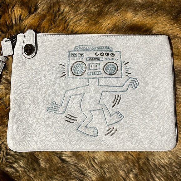 Coach XL Radio Wristlet - Picture 1 of 16